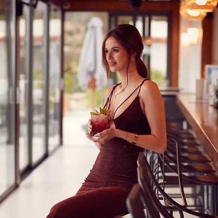 Amnissos 4* Аделианос Кампос